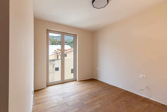 Moderne 2-Zimmer-Wohnung mit Panoramablick auf das Meer – Pržno, 68 m² — photo 15